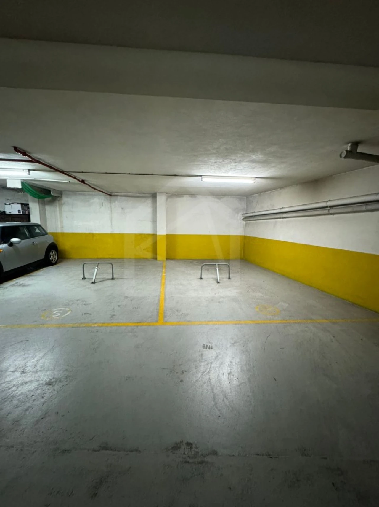 Garagem para Venda em São João da Madeira Foto 14