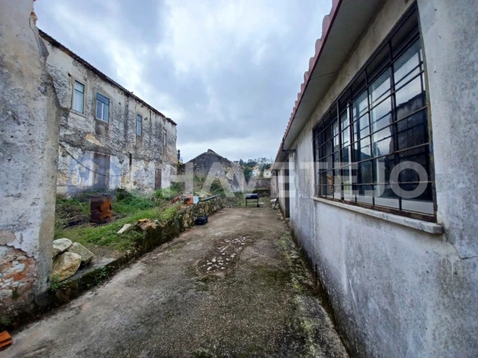 Prédio para Venda em Madalena e Beselga Foto 8