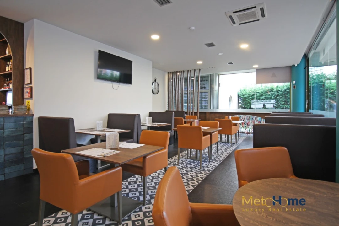 Negócio para Arrendamento em Pedrouços Foto 4