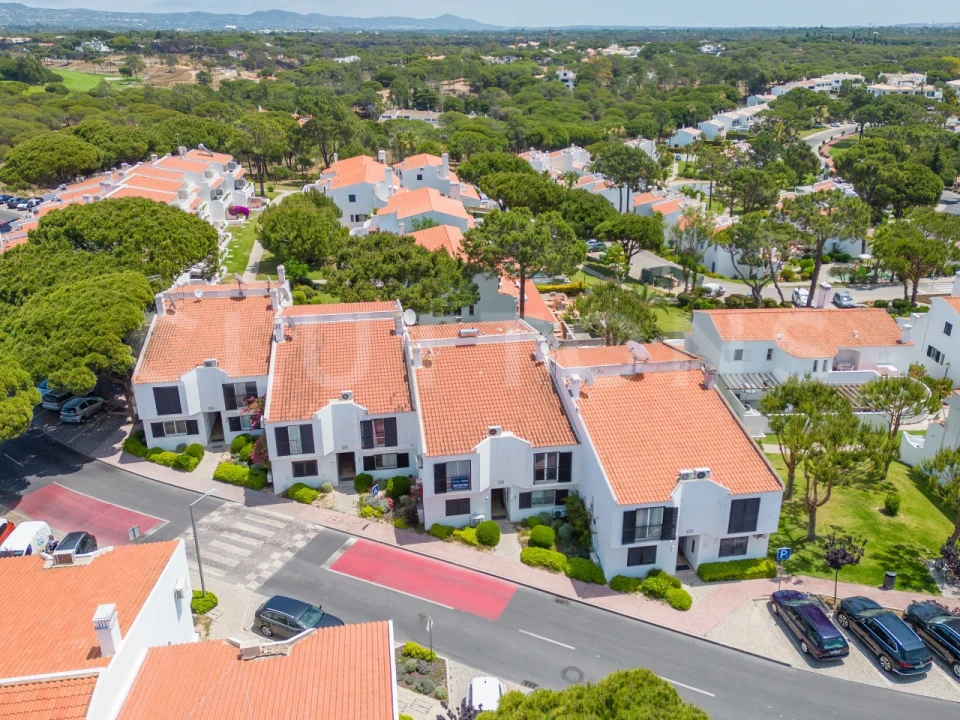 Apartamento T1 para Venda em Almancil Foto 16