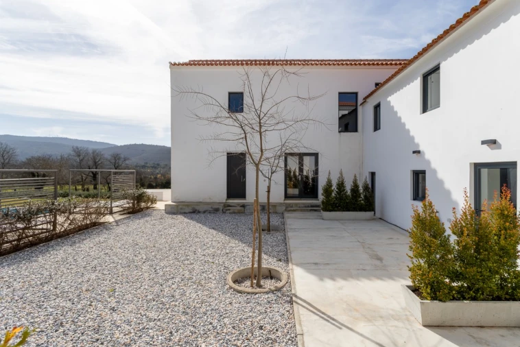 Moradia T12 para Venda em São Salvador da Aramenha Foto 35