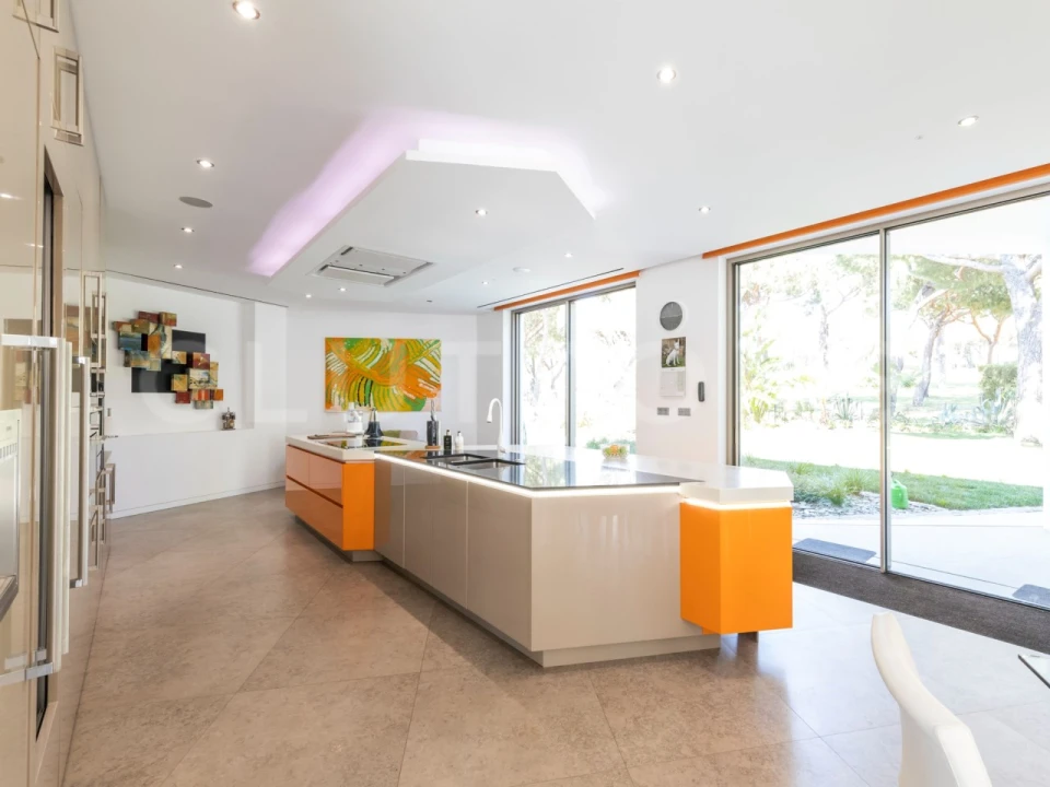 Moradia T6 para Venda em Almancil Foto 3