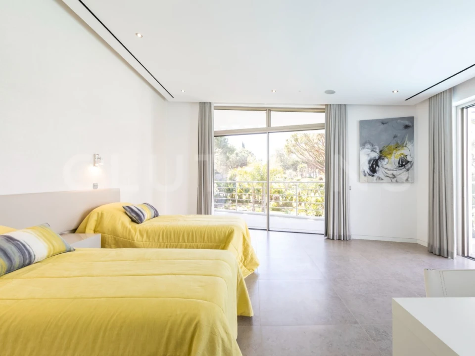 Moradia T6 para Venda em Almancil Foto 21