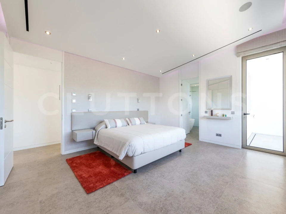 Moradia T6 para Venda em Almancil Foto 34