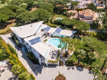 Moradia T6 para Venda em Almancil