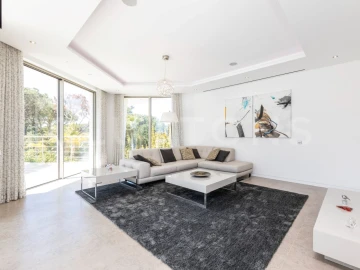 Moradia T6 para Venda em Almancil