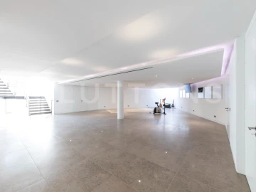 Moradia T6 para Venda em Almancil