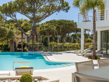 Moradia T6 para Venda em Almancil