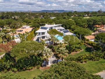 Moradia T6 para Venda em Almancil