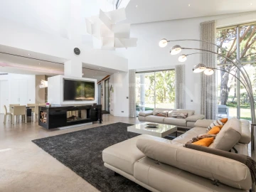 Moradia T6 para Venda em Almancil