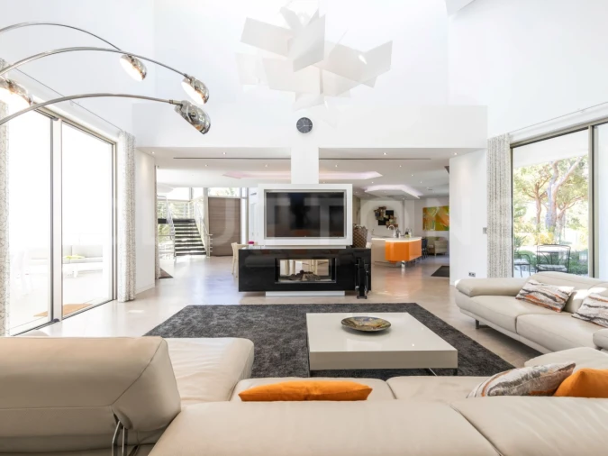 Moradia T6 para Venda em Almancil Foto 13