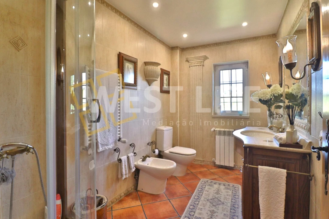 Moradia T5 para Venda em Turcifal Foto 18