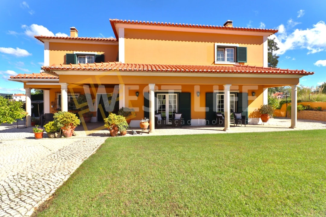 Moradia T5 para Venda em Turcifal Foto 4