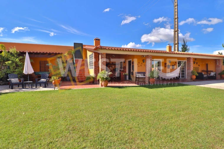 Moradia T5 para Venda em Turcifal Foto 33