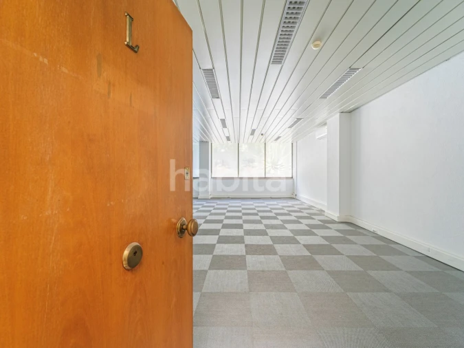 Escritório para Venda em Sacavém e Prior Velho Foto 4