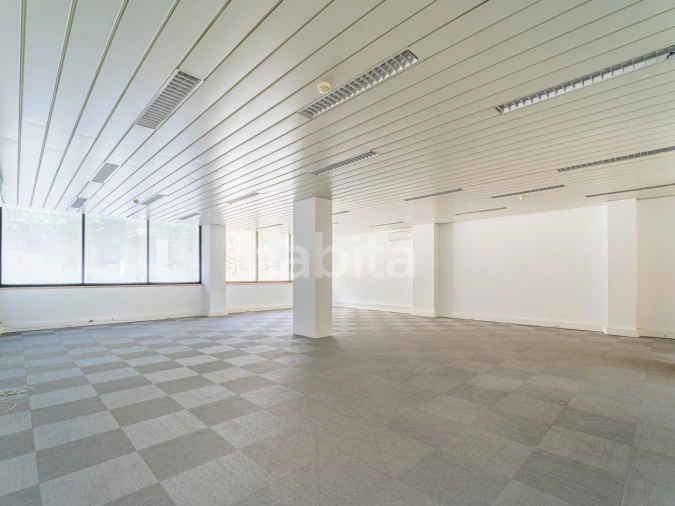 Escritório para Venda em Sacavém e Prior Velho Foto 7