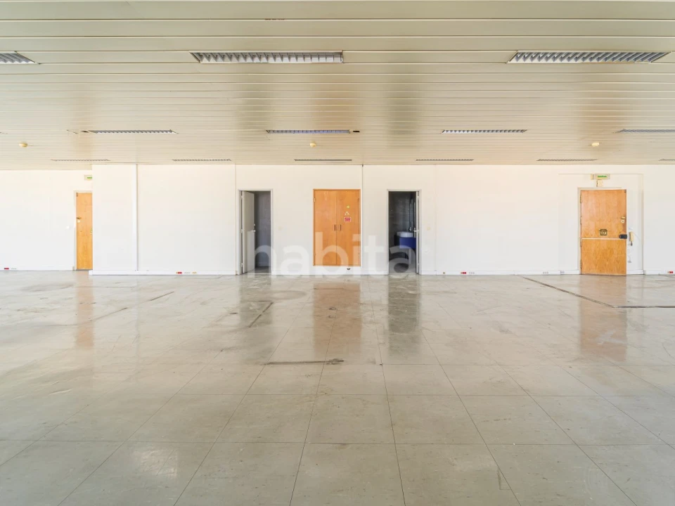 Escritório para Arrendamento em Sacavém e Prior Velho Foto 17