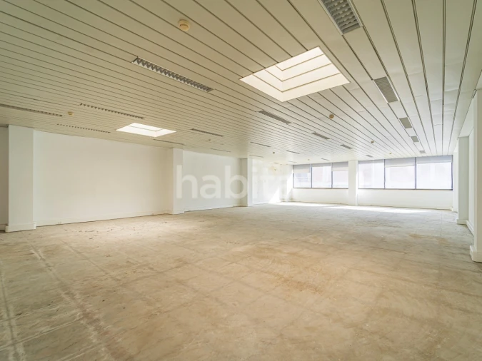 Escritório para Venda em Sacavém e Prior Velho Foto 12