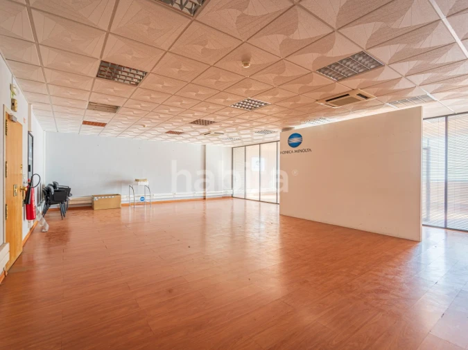 Escritório para Venda em Sacavém e Prior Velho Foto 14