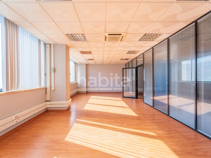 Escritório para Venda em Sacavém e Prior Velho Foto 18