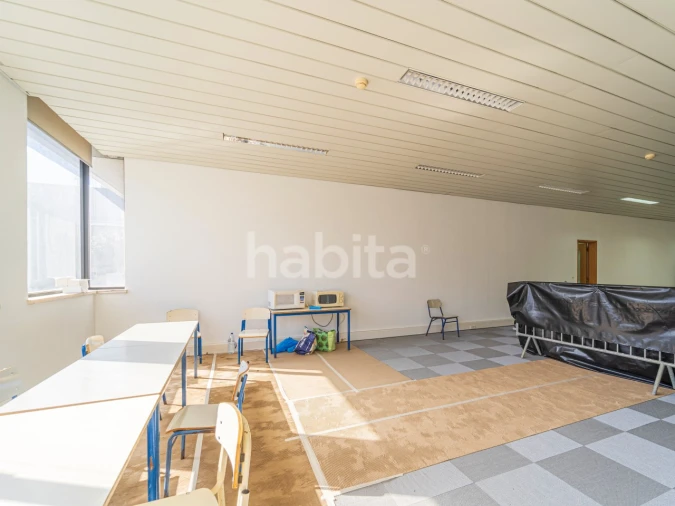 Escritório para Venda em Sacavém e Prior Velho Foto 7