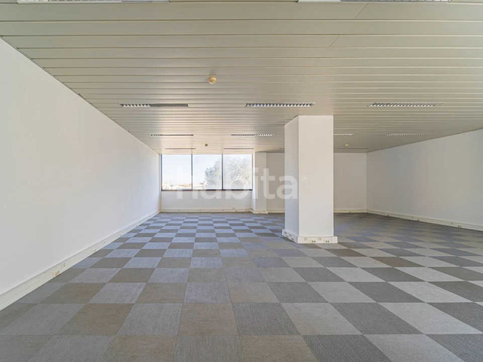 Escritório para Venda em Sacavém e Prior Velho Foto 10