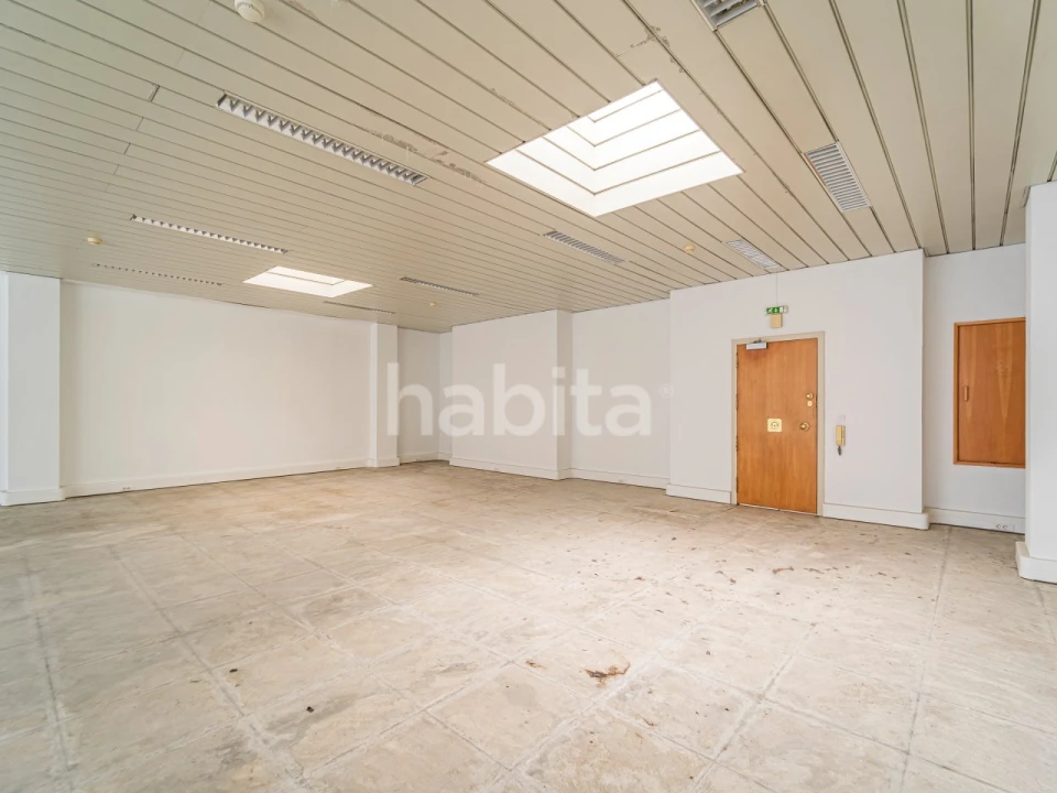 Escritório para Venda em Sacavém e Prior Velho Foto 10