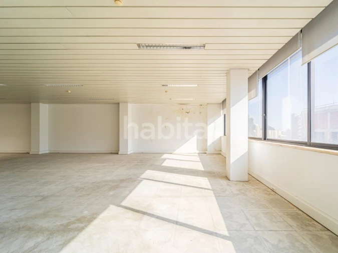 Escritório para Venda em Sacavém e Prior Velho Foto 17