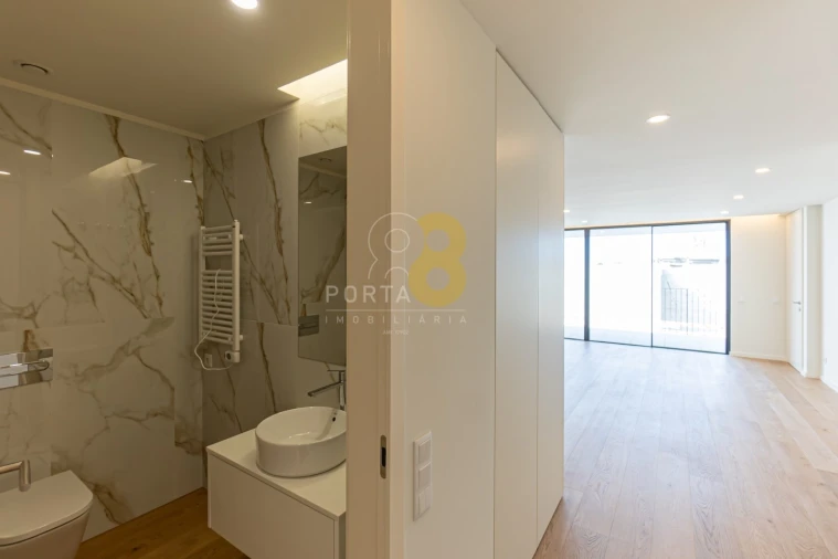Apartamento T3 para Venda em Canidelo Foto 13