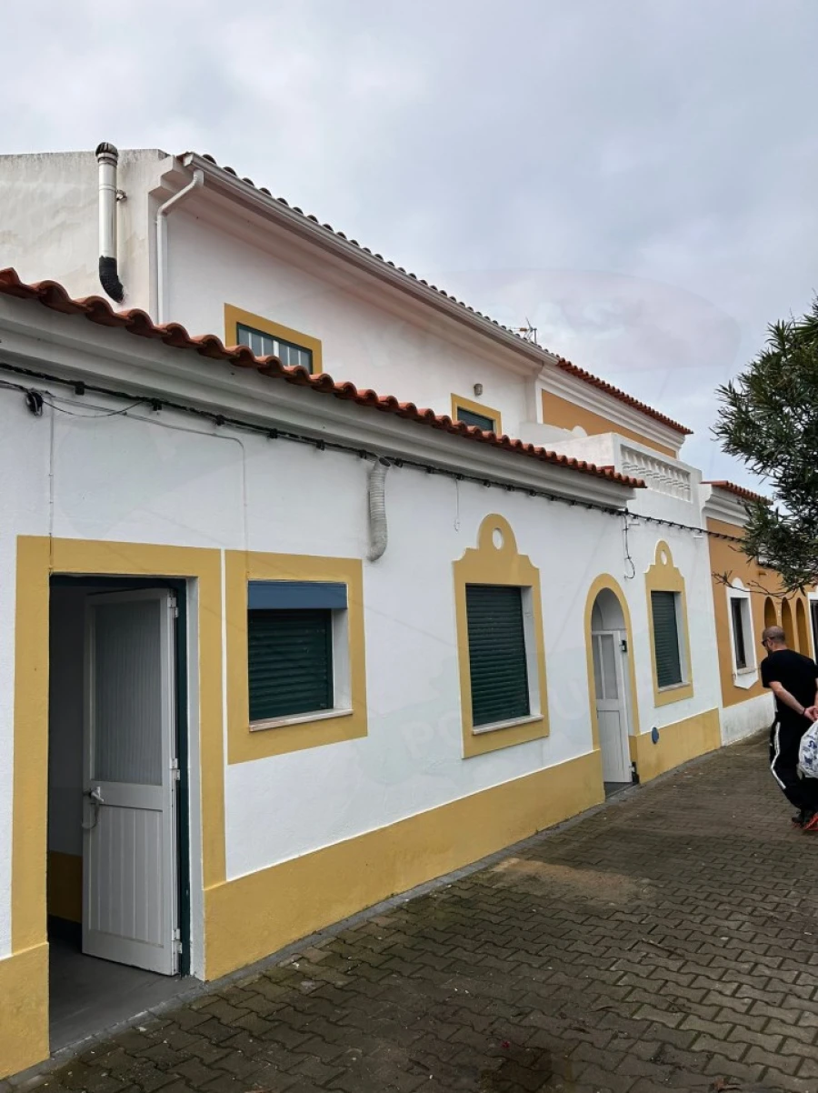 Moradia T3 para Venda em Vila Nova de Milfontes Foto 1