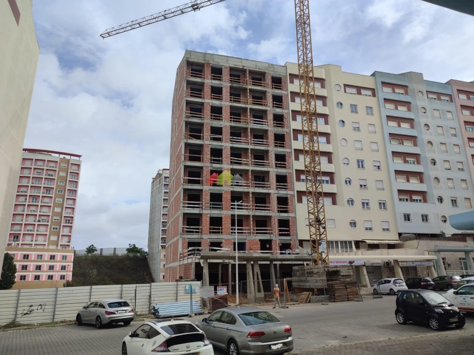 Apartamento T3 para Venda em Corroios Foto 2