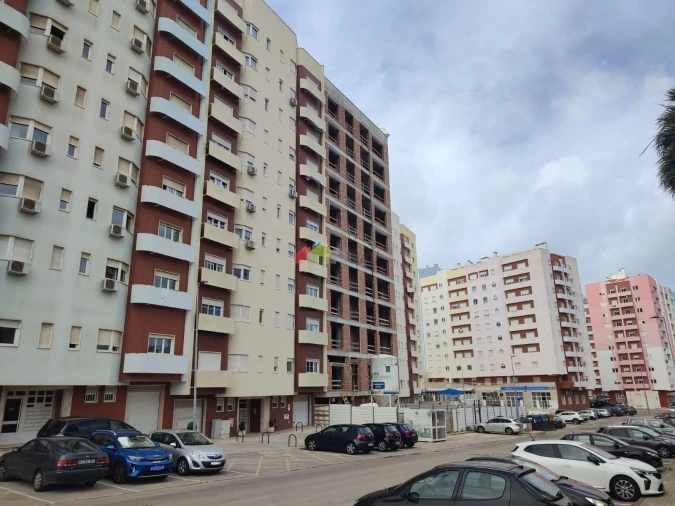 Apartamento T3 para Venda em Corroios Foto 6