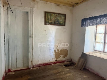 Moradia T3 para Venda em Nossa Senhora do Pranto
