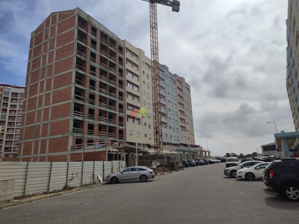 Apartamento T2 para Venda em Corroios Foto 3