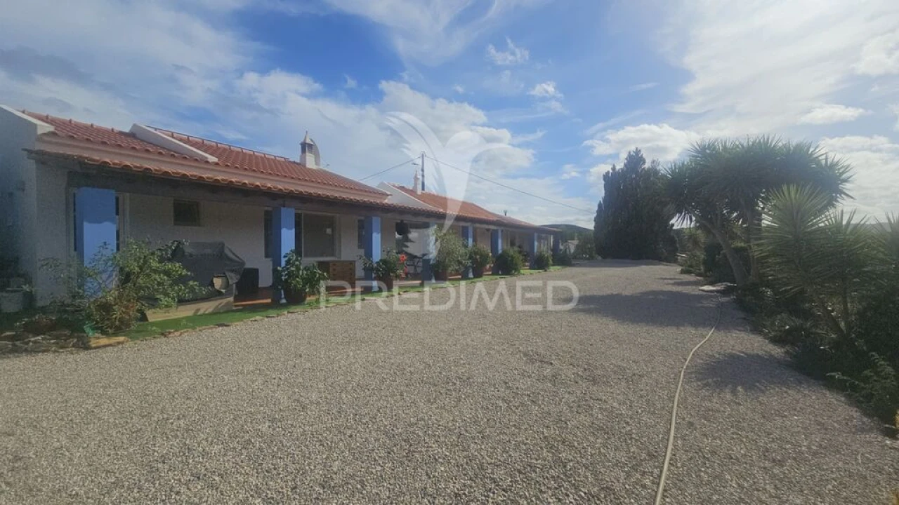 Moradia T3 para Venda em Santa Clara-A-Velha Foto 5