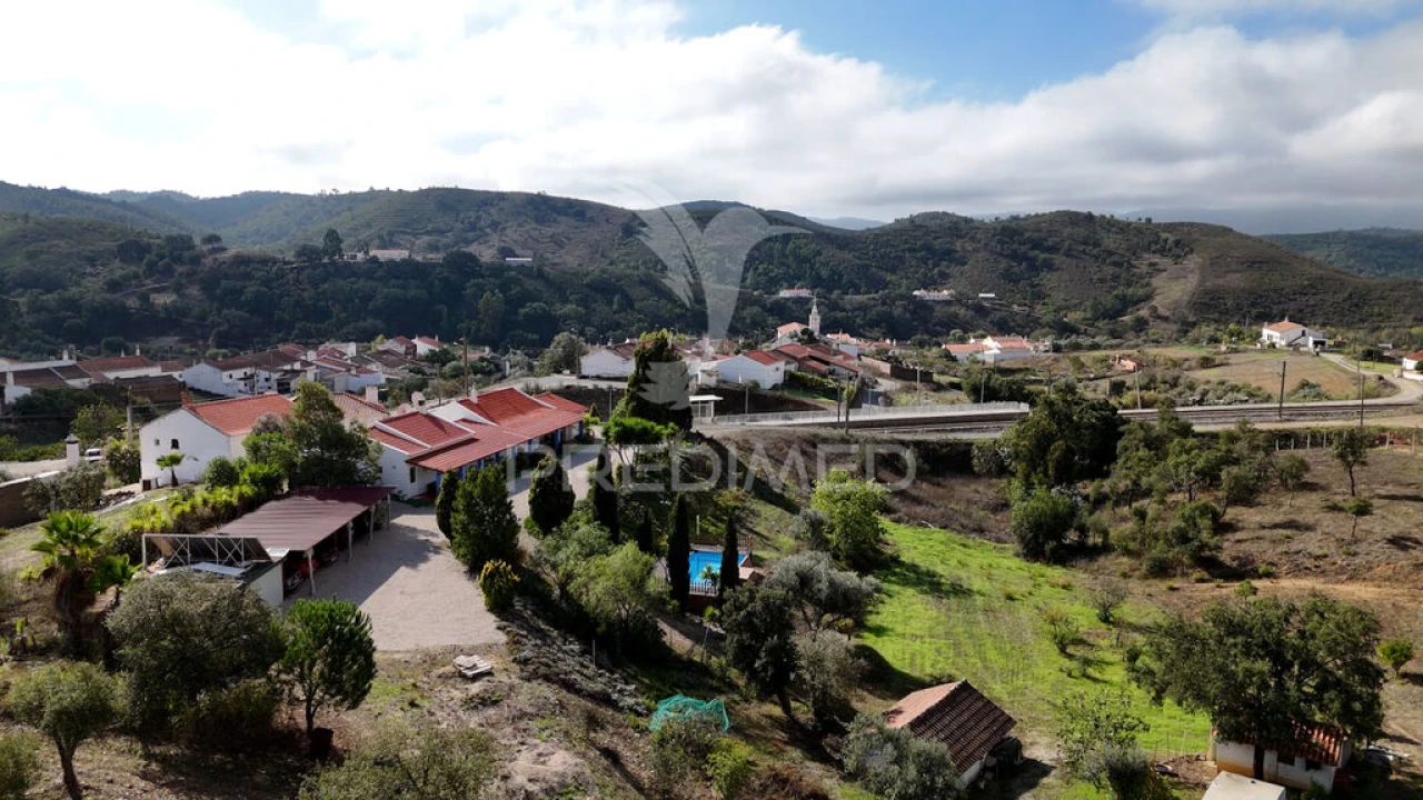 Moradia T3 para Venda em Santa Clara-A-Velha Foto 3