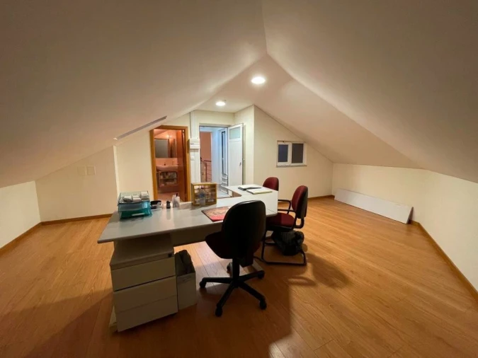 Escritório para Arrendamento em Serra e Junceira Foto 4