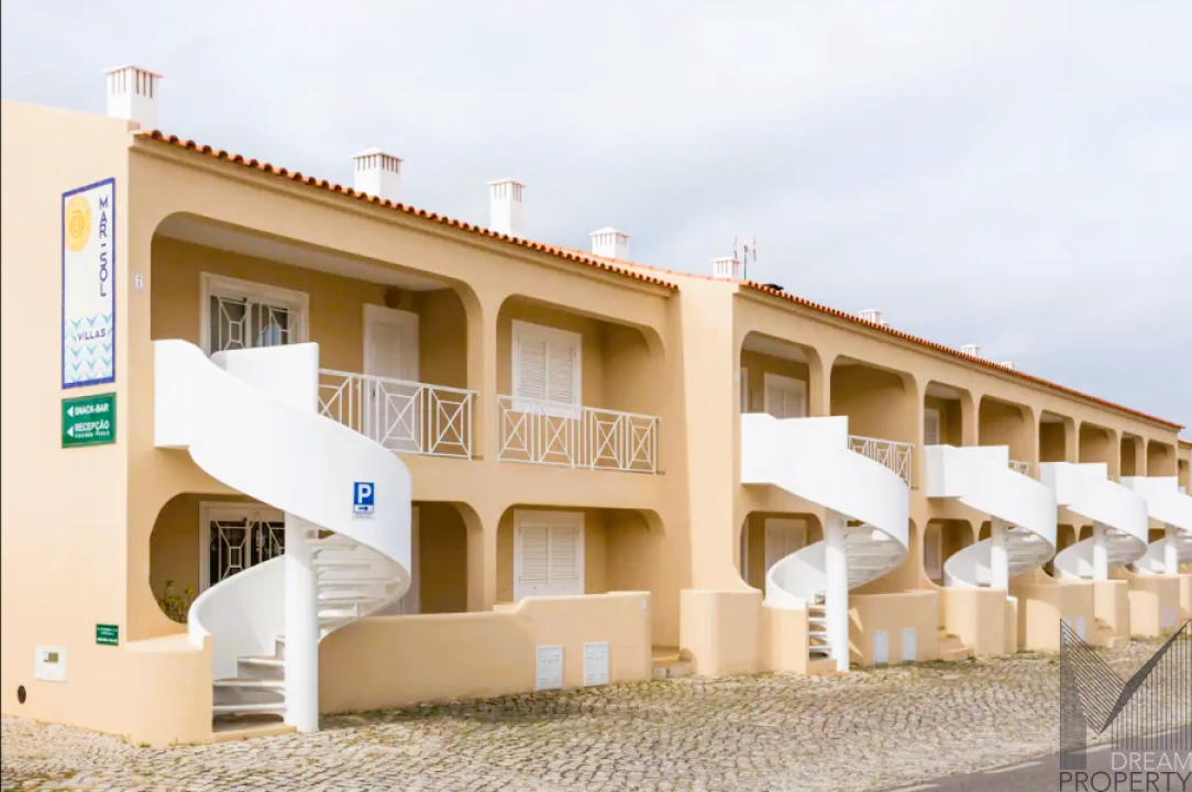 Apartamento T2 para Venda em Quarteira Foto 1