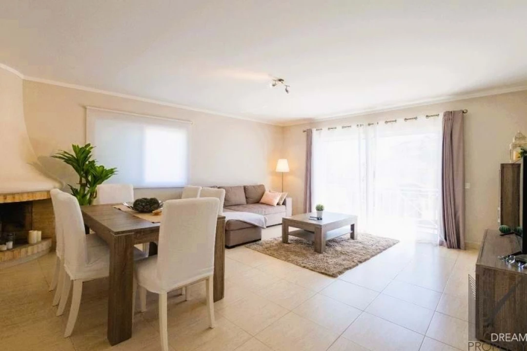 Apartamento T2 para Venda em Quarteira Foto 7