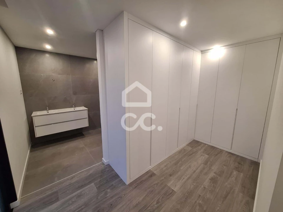 Moradia T3 para Venda em Louredo Foto 2