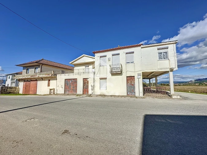 Moradia T5 para Venda em Madalena e Samaiões