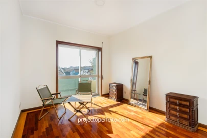 Apartamento T5 para Venda em Espinho