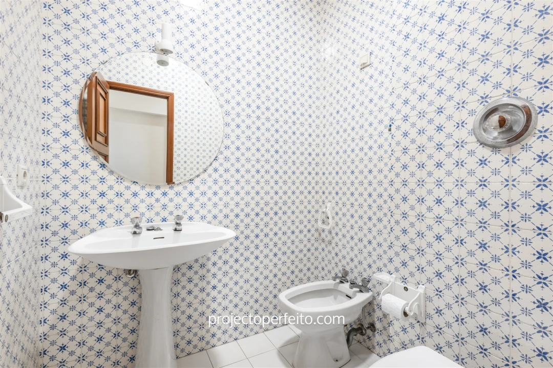 Apartamento T5 para Venda em Espinho Foto 15
