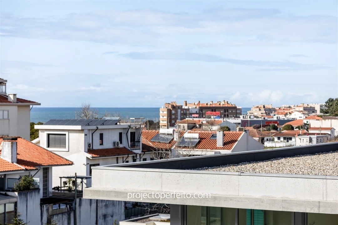Apartamento T5 para Venda em Espinho Foto 17
