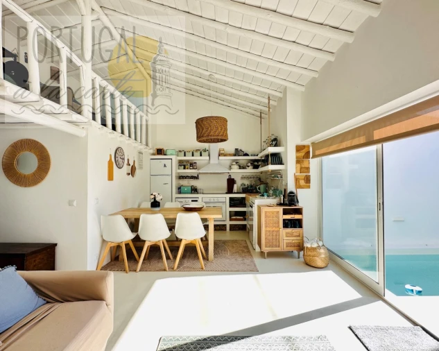 Moradia T2 para Venda em Campo e Campinho