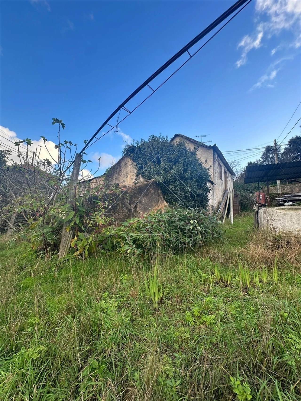 Moradia T0 para Venda em Fornos Foto 2