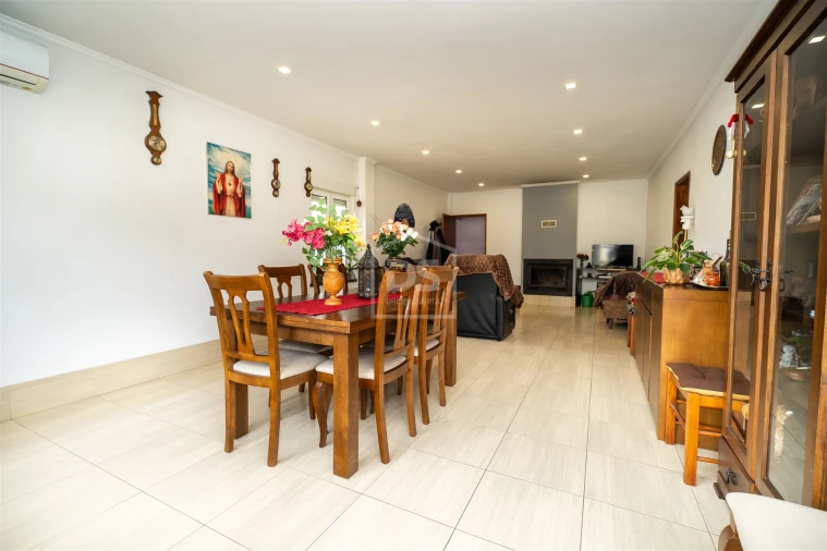 Moradia T7 para Venda em Monte Redondo e Carreira Foto 4