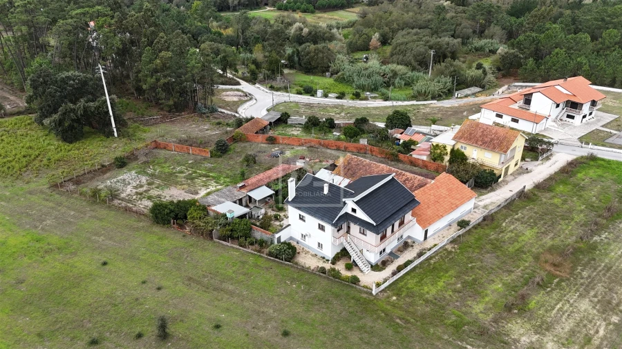 Moradia T7 para Venda em Monte Redondo e Carreira Foto 25