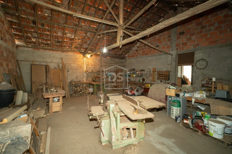 Moradia T7 para Venda em Monte Redondo e Carreira Foto 22