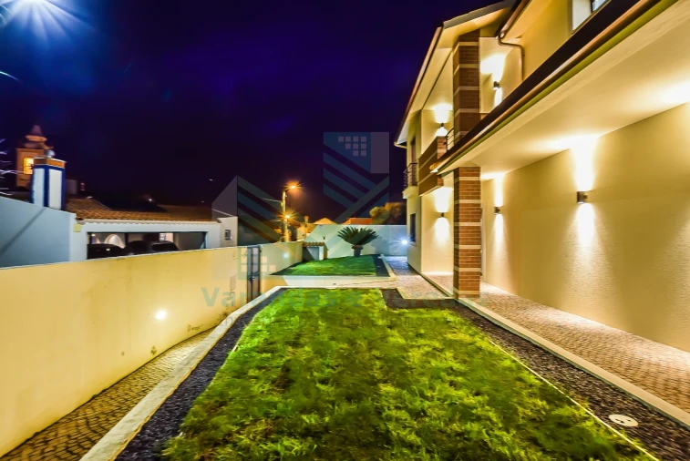 Moradia T5 para Venda em Pedrogão Foto 88